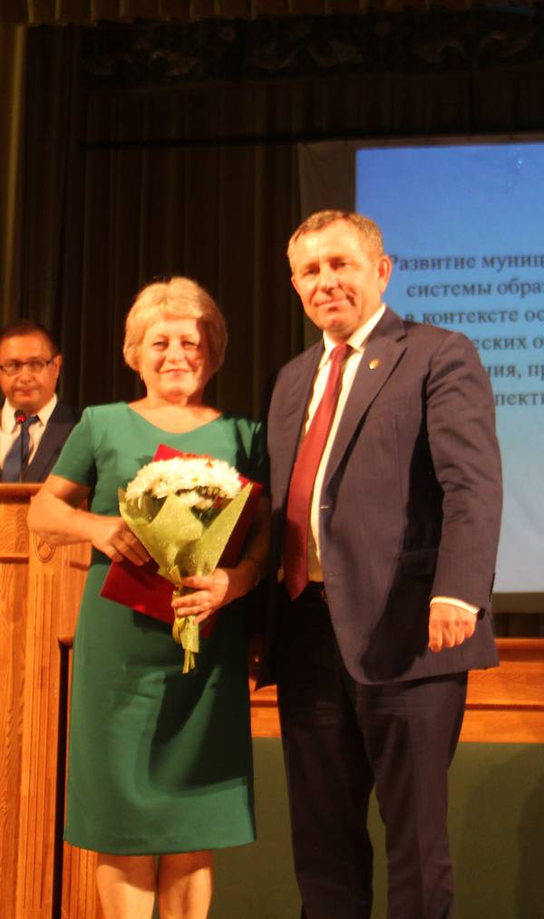 Министр образования РТ Энгель Фаттахов принял участие в августовской конференции Мамадышского района.