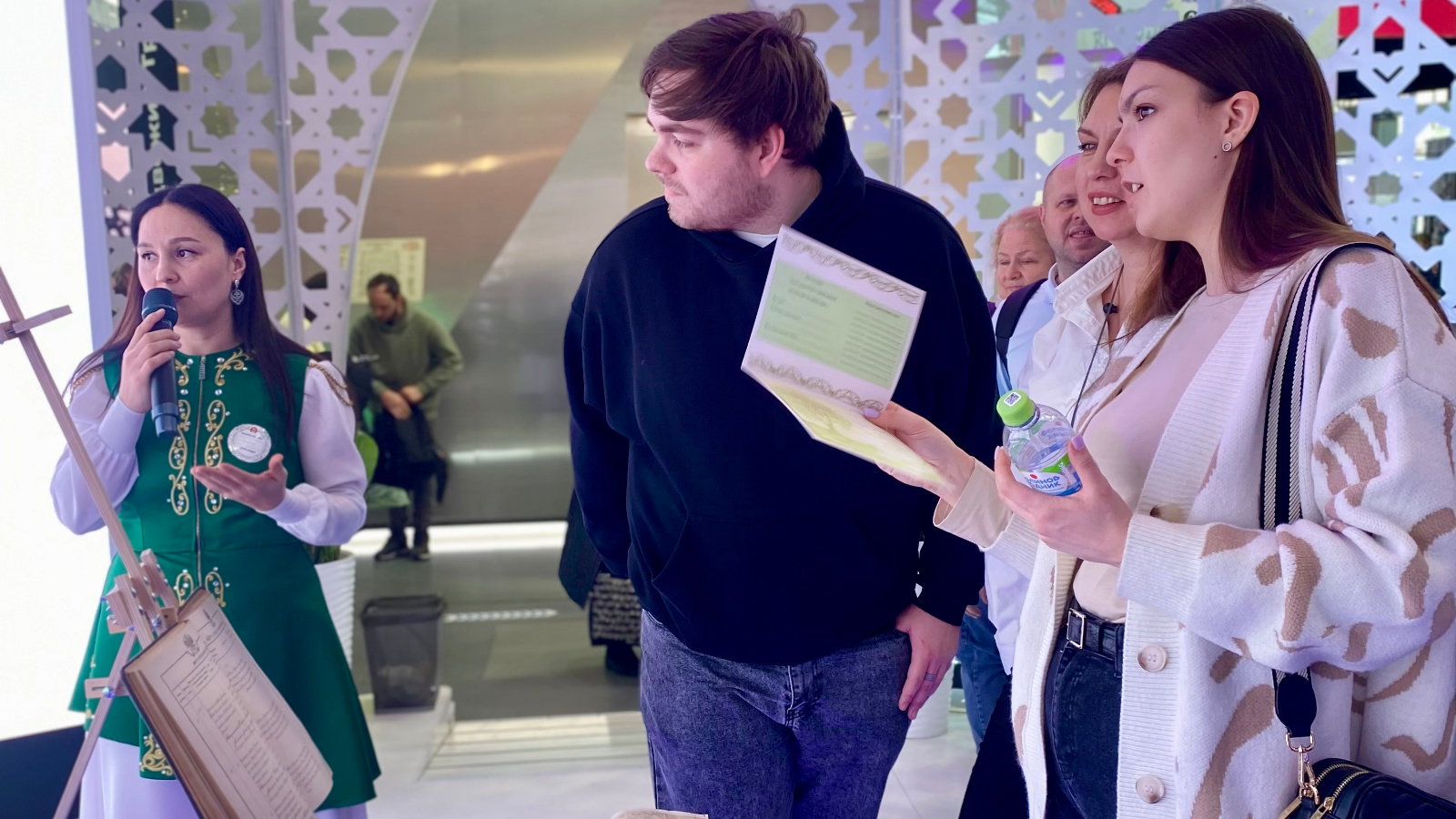 Нравственно-этические ценности. Виды научного познания. Ценность истории науки. Историко-философские взгляды это. Ценность истории науки.